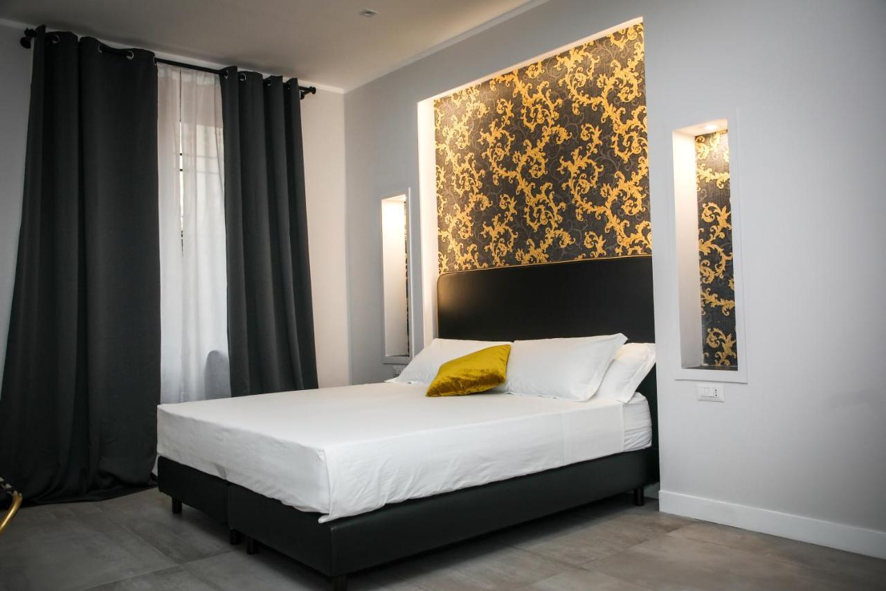 Principessa Isabella Luxury Rooms Salerno Exterior foto